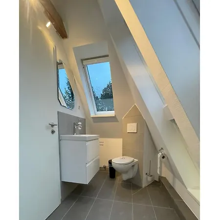 Moderne Fuer Vier Personen, Apartment